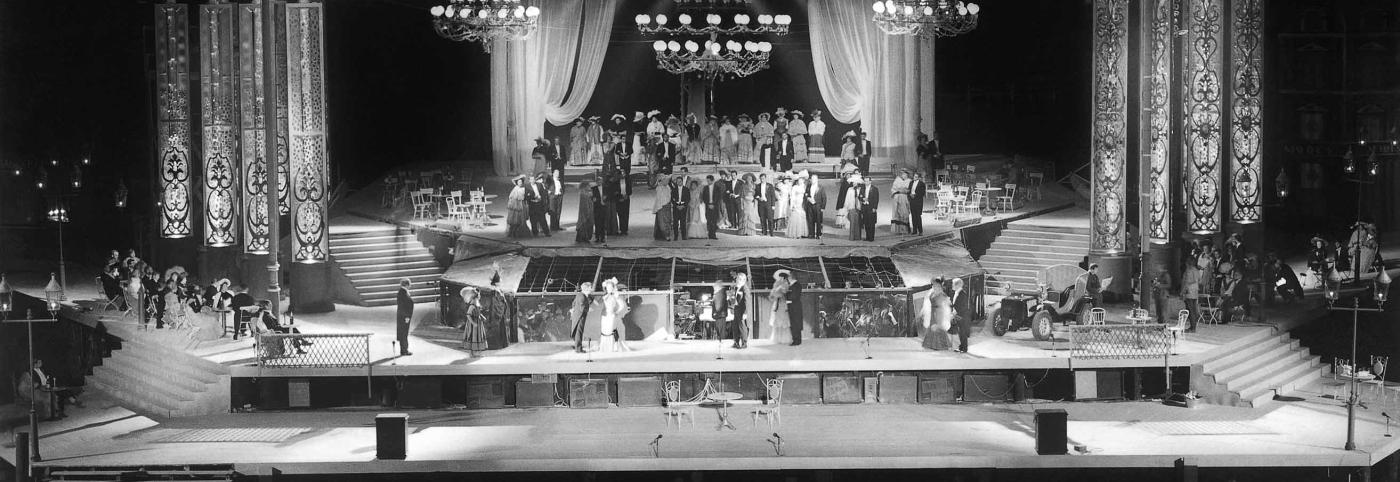 Die lustige Witwe - Seebühne - Bregenzer Festspiele - Bühnenbild