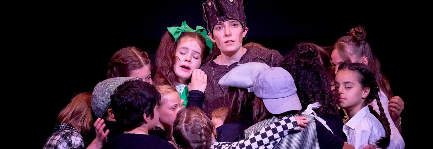 © Bregenzer Festspiele / Anja Köhler Pinocchio-Theater Kosmos-Bregenzer Festspiele-Bühnenbild mit Kindern