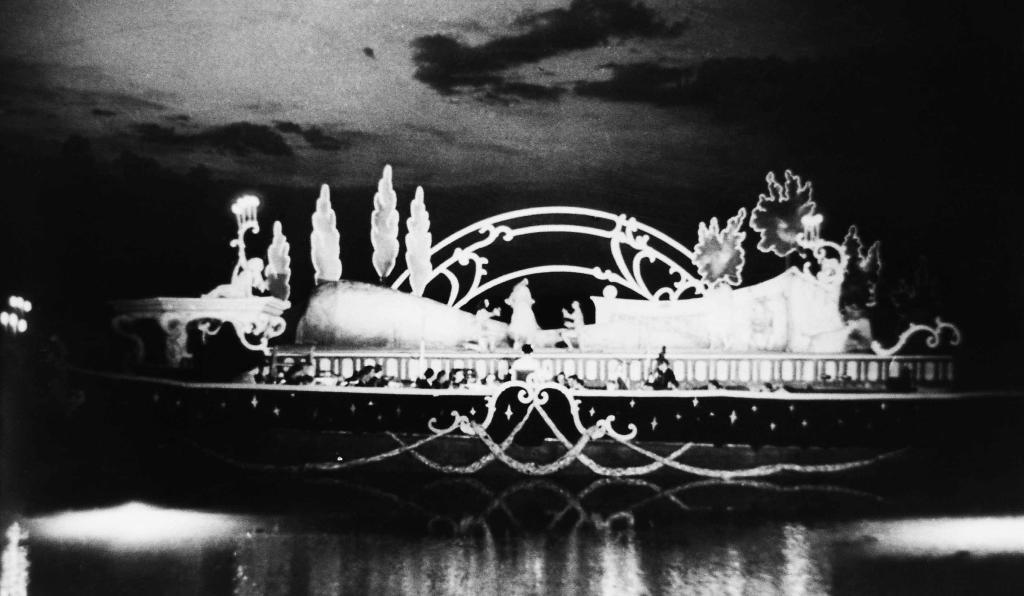 Kleine Nachtmusik - Seebühne - Bregenzer Festspiele - Bühnenbild
