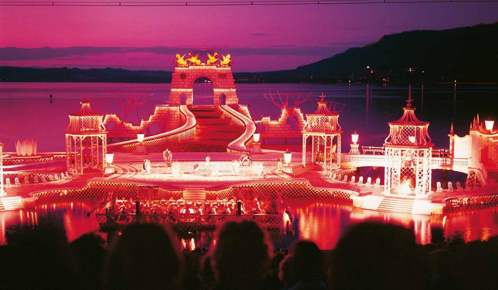 Wiener Blut - Seebühne - Bregenzer Festspiele - Bühnenbild