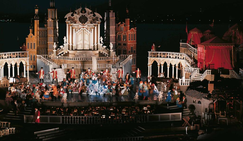 Der Bettelstudent - Seebühne - Bregenzer Festspiele - Bühnenbild