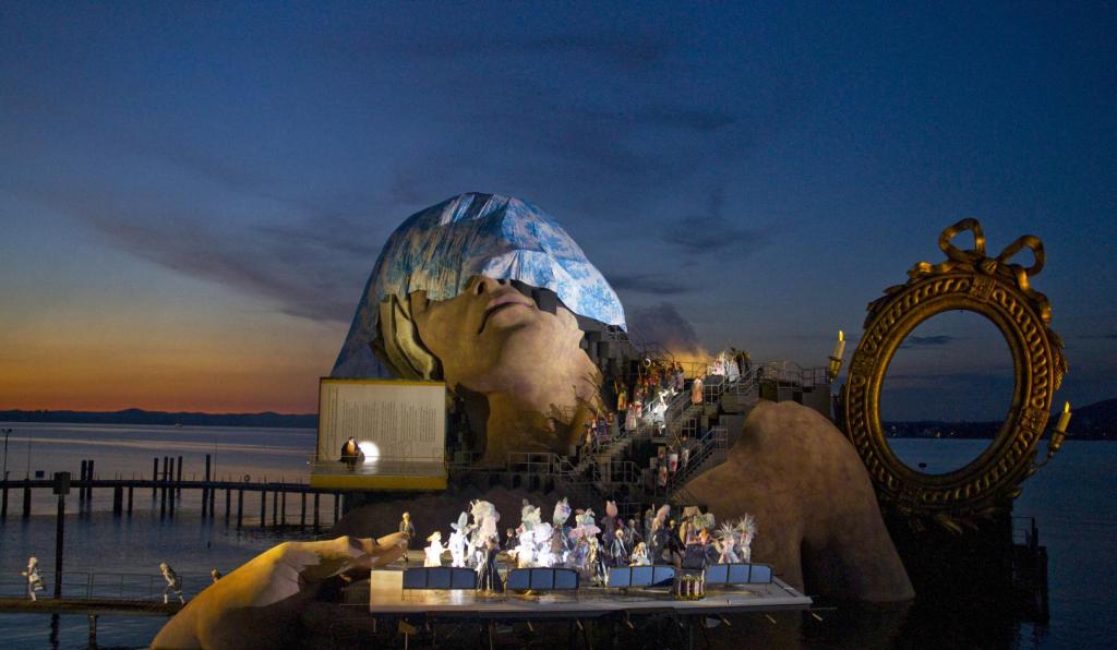 André Chénier - Seebühne - Bregenzer Festspiele - Bühnenbild