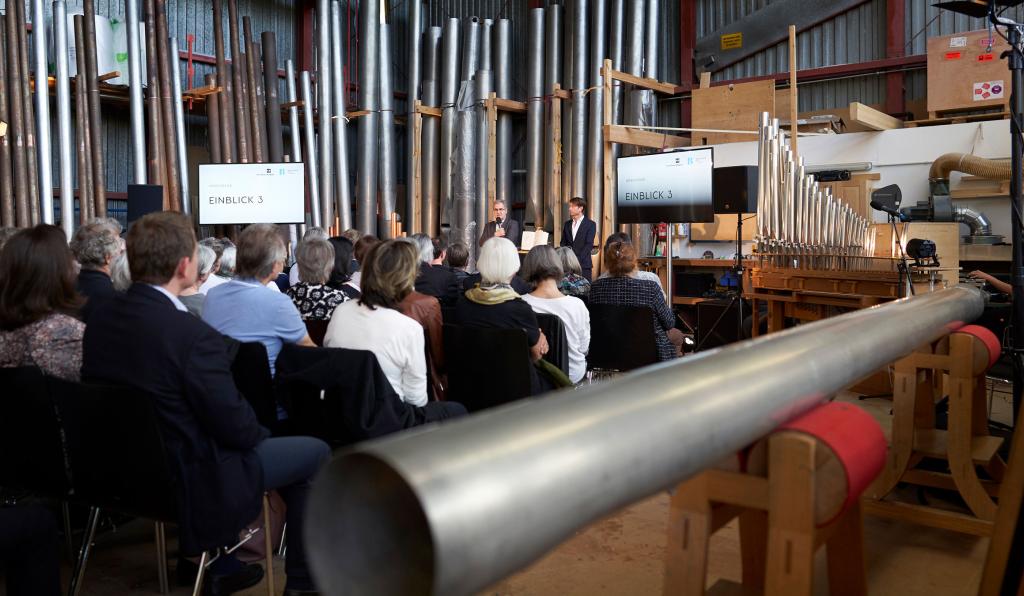 Einblick 3 - Opern Atelier - Bregenzer Festspiele - ZuschauerInnen bei Orgelbauer
