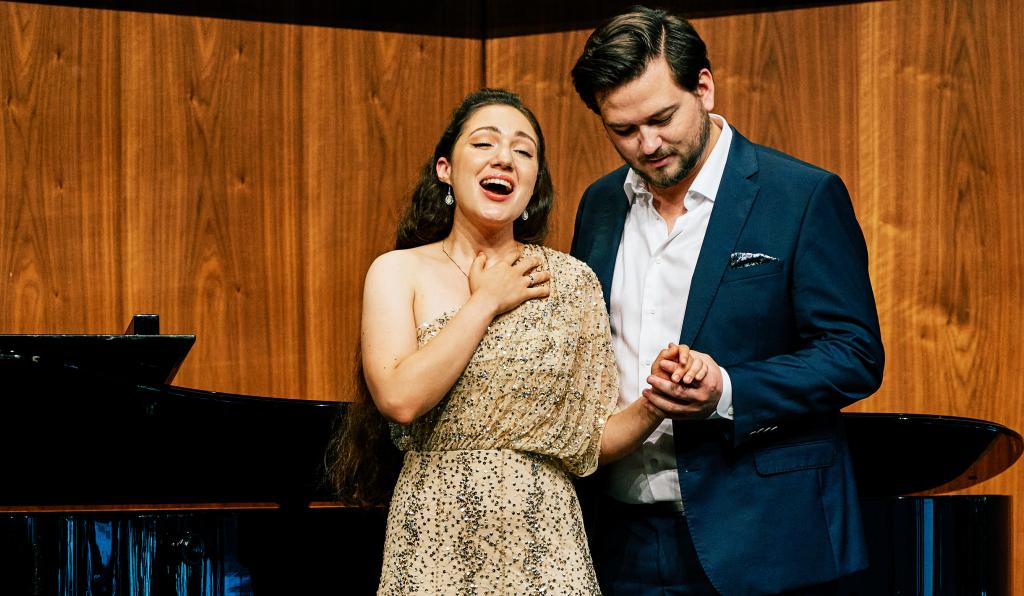 Die Liebe in Italien - Musik und Poesie - Festspielhaus - Bregenzer Festspiele - Singendes Paar