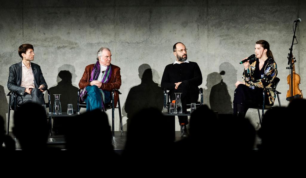 Opernatelier - Festspielhaus - Bregenzer Festspiele - Interview mit vier Personen auf der Bühne